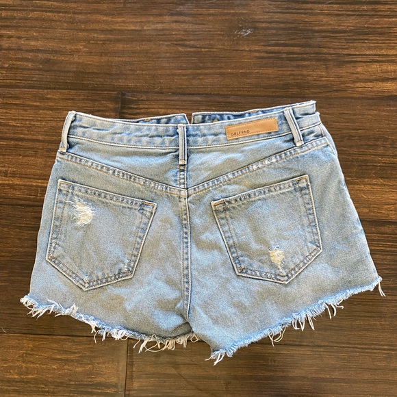 GFRND distressed light wash cut off shorts size 25 - Picture 2 of 3